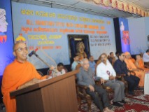 0030 Swami Jitakamanandaji Indroducing the guests