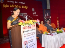 183 Smt Philomena Lobo, JD, Education Dept, Mangalore addressing the Teachers