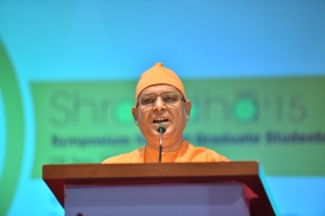 Swami Suviranandaji delivering the inaugural address